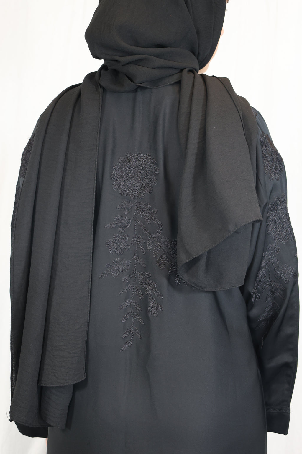 Calm Night Abaya