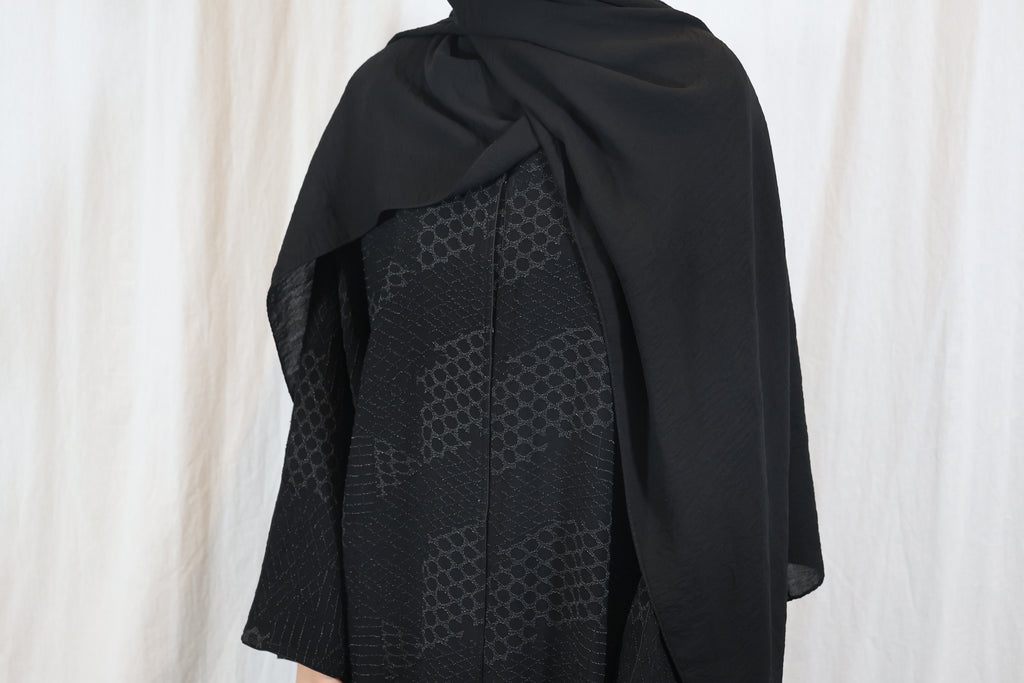 Aswad Abaya